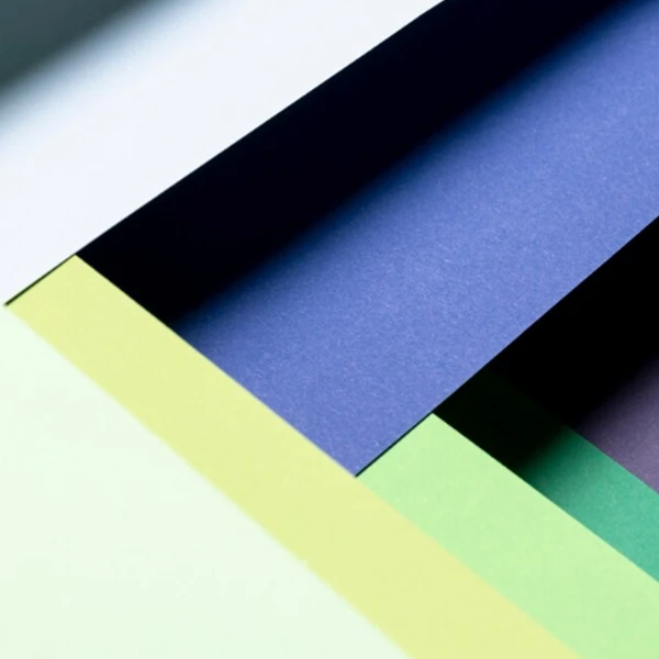 Хартии и хартиени изделия