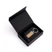 Thumbnail 4 of Hugo Boss Ключодържател Classic Grained, карамел