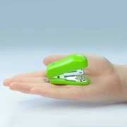 Thumbnail 4 of Rapesco Телбод Bug, 26/6, за 12 листа, зелен, с включени телчета