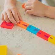 Thumbnail 5 of Learning Resources Домино за съставяне на думи, дълги гласни, на английски език