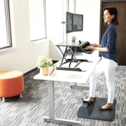 Thumbnail 3 of Стойка за бюро Fellowes Lotus, с регулируема височина
