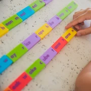 Thumbnail 3 of Learning Resources Домино за съставяне на думи, дълги гласни, на английски език