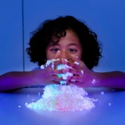 Thumbnail 3 of Learning Resources Пяна за игра Pluffle, светеща в тъмното, 4 броя