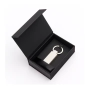 Thumbnail 2 of Hugo Boss Ключодържател Edge Iconic, бял