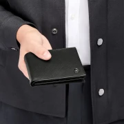 Thumbnail 3 of Hugo Boss Портфейл Saffiano Double B, с капак и отделение за монети, черен