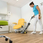 Thumbnail 3 of Подопочистваща машина Karcher Professional BR 30/1 C BP EU