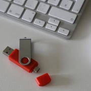 Thumbnail 2 of Office 1 USB флаш памет Swivel, USB 3.0, 16 GB, Type-C OTG, червена