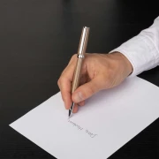 Thumbnail 2 of Hugo Boss Ролер Gear Icon, в кутия, бежов