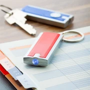 Thumbnail 3 of Cool Ключодържател Industrial, с фенер, червен