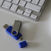 Thumbnail 3 of Office 1 USB флаш памет Swivel, USB 3.0, 16 GB, Type-C OTG, синя