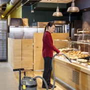 Thumbnail 2 of Прахосмукачка Karcher Professional NT 22/1 AP L EU, за сухо и мокро почистване