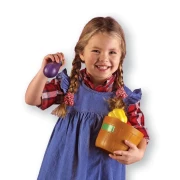 Thumbnail 3 of Learning Resources Комплект зеленчуци, в кошница, пластмасови