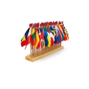 Thumbnail 3 of Nowa Szkola Знамена на Европейските страни, с дървена стойка