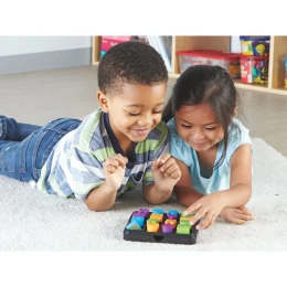 Снимка на Learning Resources Игра за мислене, с блокчета